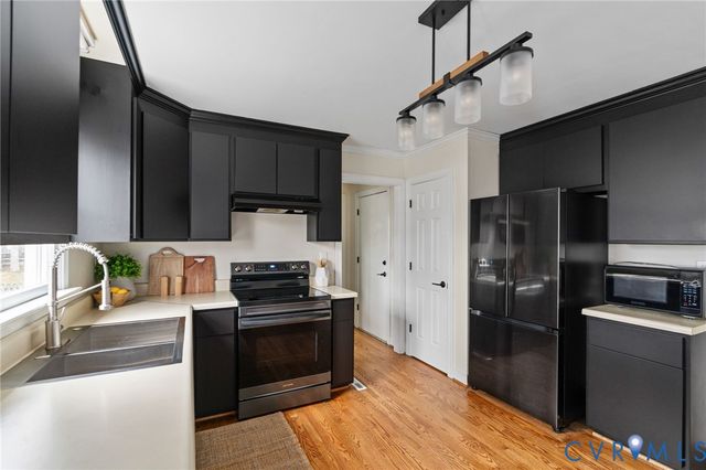 1922 Stonequarter Rd, Henrico, VA 23238