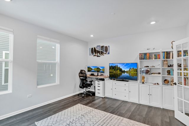 3209 Trillium Circle, Rolling Meadows, IL 60008