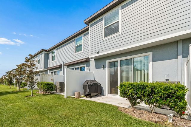 31357 AMBERVIEW BEND, Wesley Chapel, FL 33545