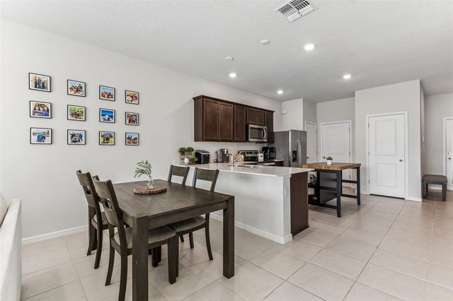 31357 AMBERVIEW BEND, Wesley Chapel, FL 33545