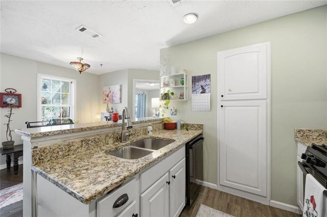 5642 River Heights SE Crossing, Marietta, GA 30067