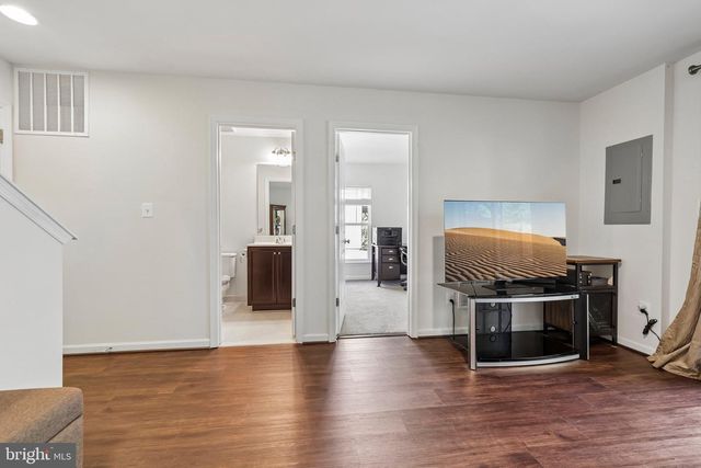 9049 CONNOR HOUSE RD, Manassas, VA 20111