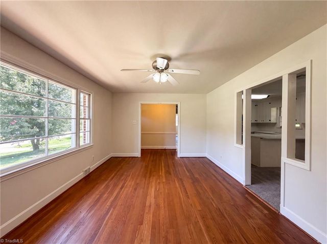 5150 Williamsburg Road, Winston-salem, NC 27106