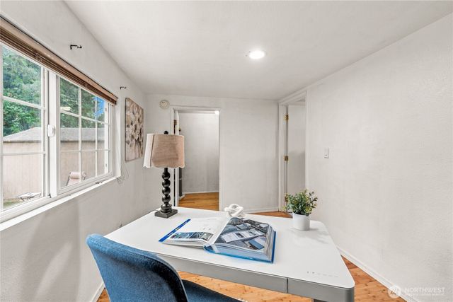 819 SW 134th Street SW, Burien, WA 98146