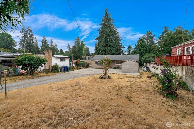 819 SW 134th Street SW, Burien, WA 98146