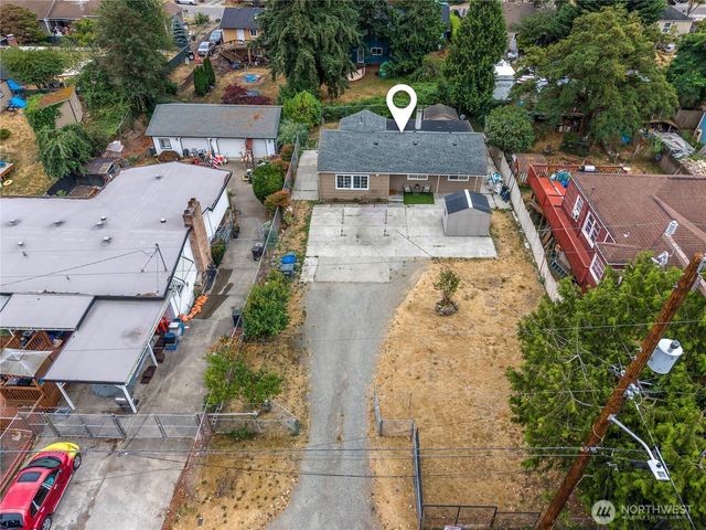 819 SW 134th Street SW, Burien, WA 98146