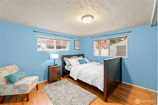 819 SW 134th Street SW, Burien, WA 98146