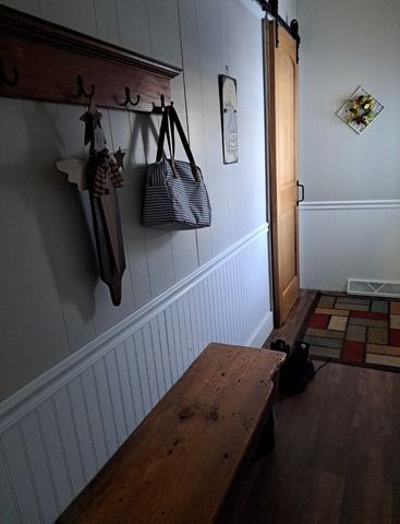 196 S Henning Road, Danville, IL 61832