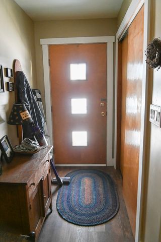 196 S Henning Road, Danville, IL 61832