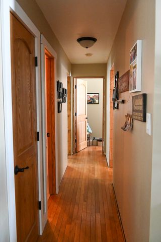 196 S Henning Road, Danville, IL 61832