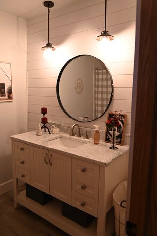 196 S Henning Road, Danville, IL 61832