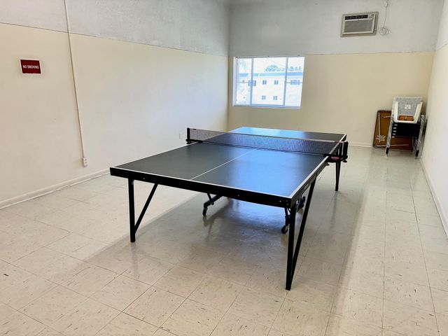 2880 Lake Osborne Drive 210, Lake Worth Beach, FL 33461