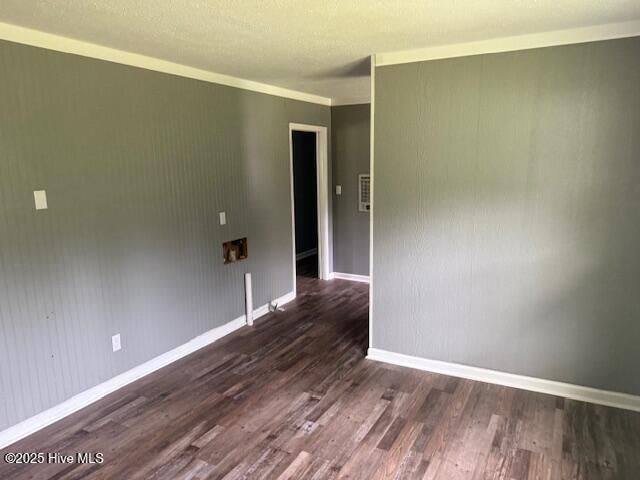 190 Lealer Lyons Drive, Whiteville, NC 28472