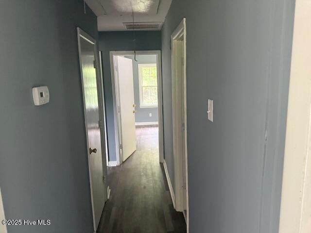 190 Lealer Lyons Drive, Whiteville, NC 28472