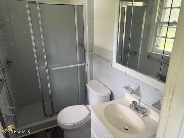 190 Lealer Lyons Drive, Whiteville, NC 28472