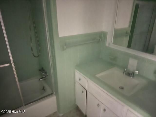 190 Lealer Lyons Drive, Whiteville, NC 28472