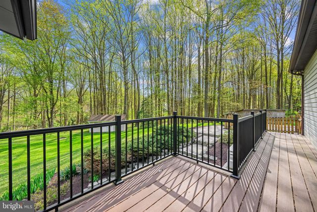5816 OAKLAND RD, Sykesville, MD 21784