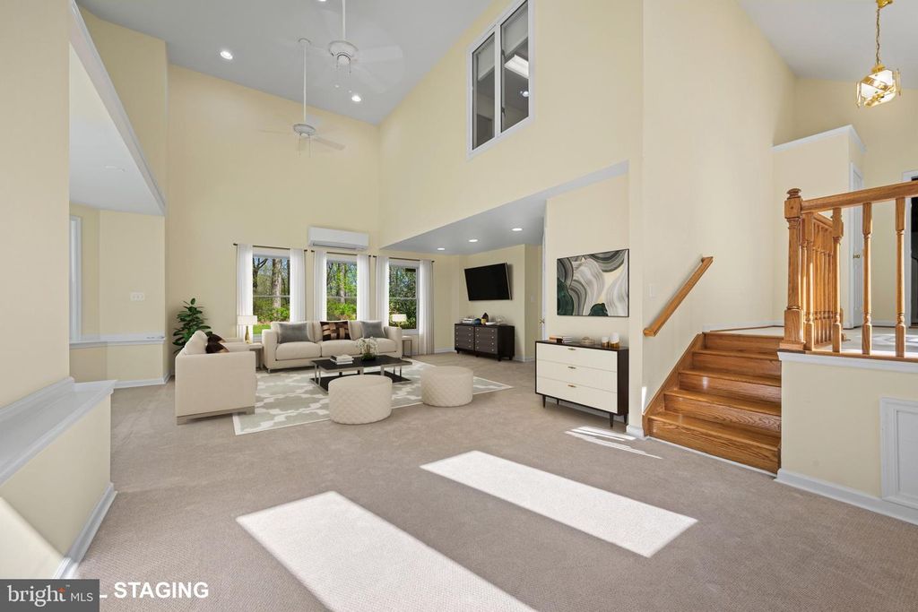 Image 10 of property listing at 5816 OAKLAND RD, Sykesville, MD 21784