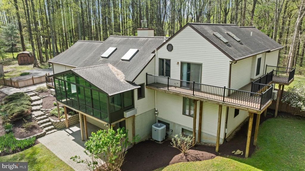 Image 50 of property listing at 5816 OAKLAND RD, Sykesville, MD 21784
