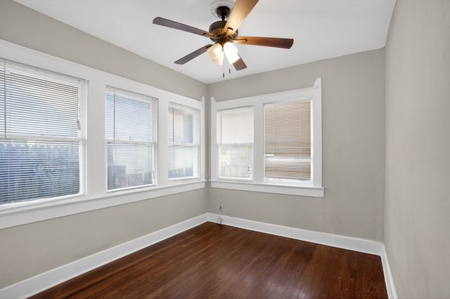 2703 Gladstone Drive, Dallas, TX 75211