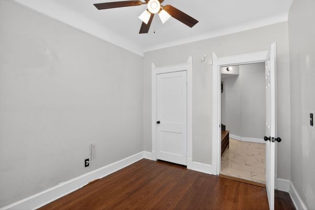 2703 Gladstone Drive, Dallas, TX 75211