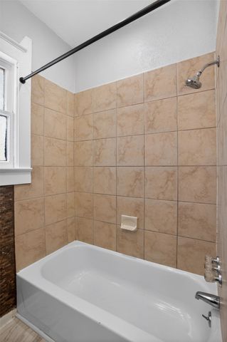 2703 Gladstone Drive, Dallas, TX 75211