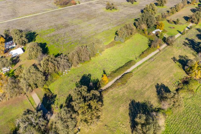 Warnowood Lane, Anderson, CA 96007