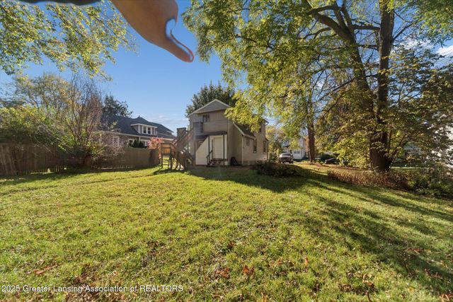 1120 Alsdorf Street, Lansing, MI 48910