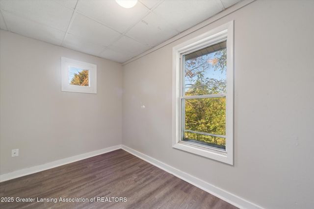 1120 Alsdorf Street, Lansing, MI 48910