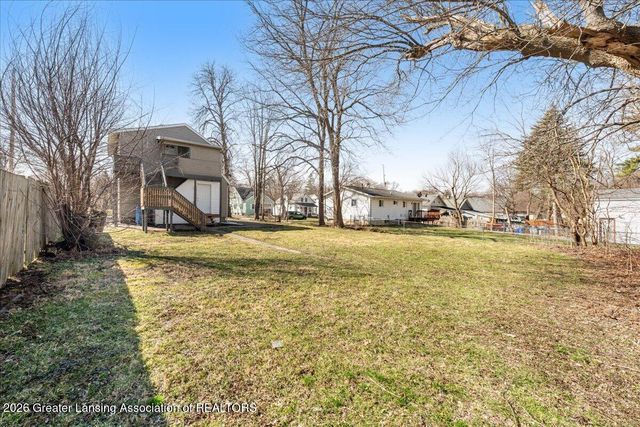 1120 Alsdorf Street, Lansing, MI 48910