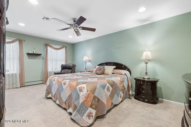 7 Hapenny Drive, Manalapan, NJ 07726