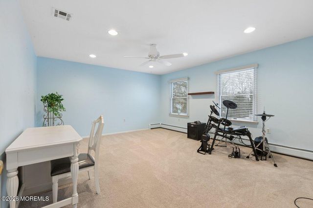 7 Hapenny Drive, Manalapan, NJ 07726