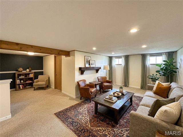 3480 Huntington Lane, St Charles, MO 63303