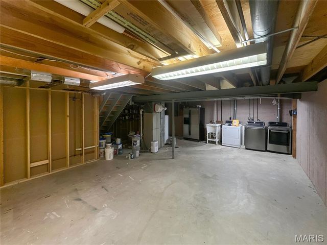 3480 Huntington Lane, St Charles, MO 63303