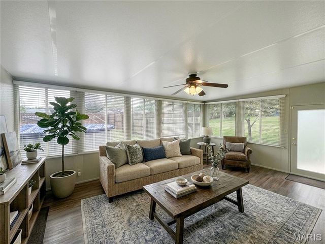3480 Huntington Lane, St Charles, MO 63303