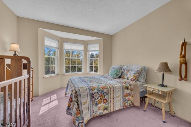 51 Oakland Rd, Old Bridge Twp., NJ 08857