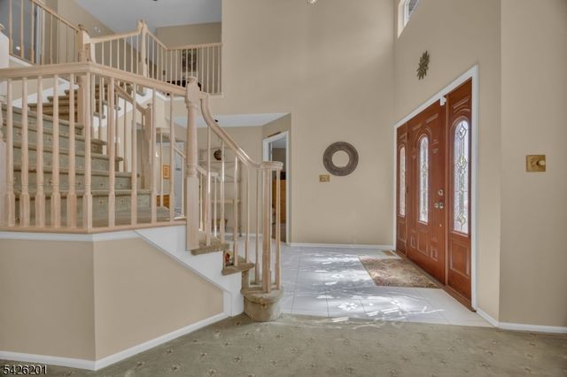 51 Oakland Rd, Old Bridge Twp., NJ 08857