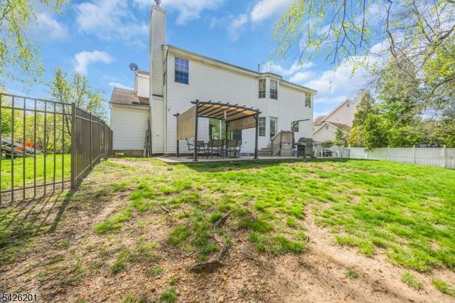 51 Oakland Rd, Old Bridge Twp., NJ 08857