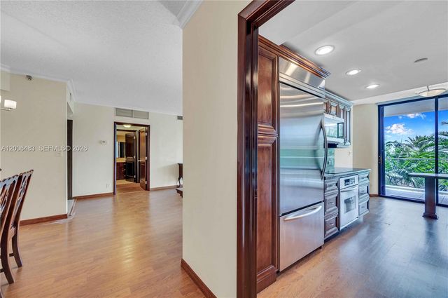 2800 Island Boulevard 603, Aventura, FL 33160