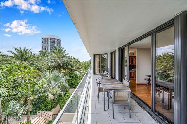 2800 Island Boulevard 603, Aventura, FL 33160