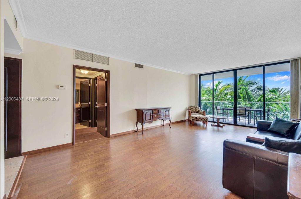 2800 Island Boulevard 603, Aventura, FL 33160