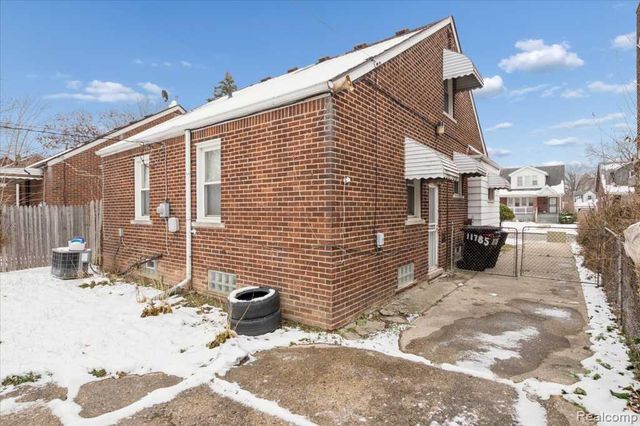 11785 Nashville Street, Detroit, MI 48205