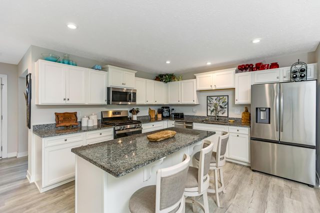 6564 Turning Stone Loop, Canal Winchester, OH 43110
