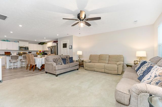 6564 Turning Stone Loop, Canal Winchester, OH 43110