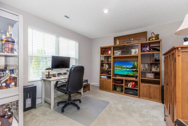 6564 Turning Stone Loop, Canal Winchester, OH 43110