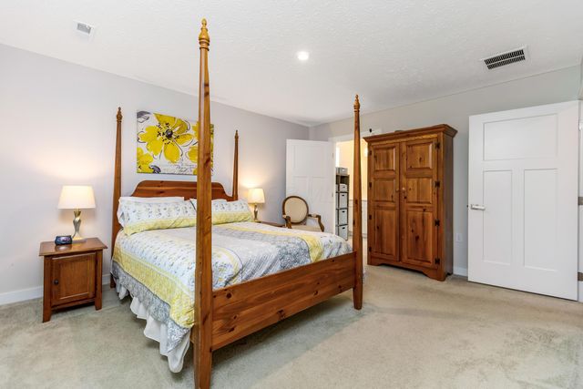 6564 Turning Stone Loop, Canal Winchester, OH 43110