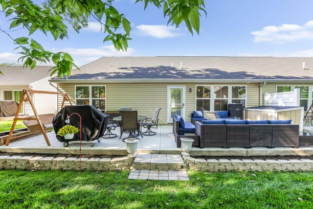 6564 Turning Stone Loop, Canal Winchester, OH 43110