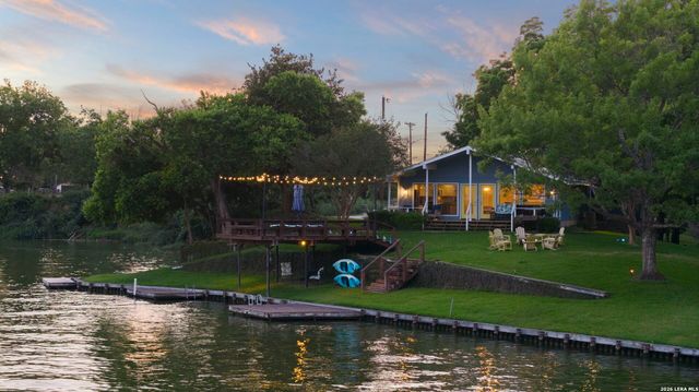 669 Mary Blvd, New Braunfels, TX 78130