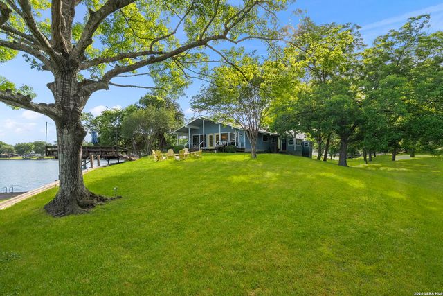 669 Mary Blvd, New Braunfels, TX 78130