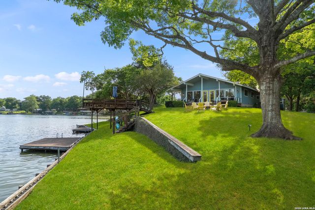 669 Mary Blvd, New Braunfels, TX 78130
